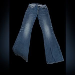 ROCK & REPUBLIC BOOTCUT JEANS - SZ 8 - EXCELLENT USED CONDITION